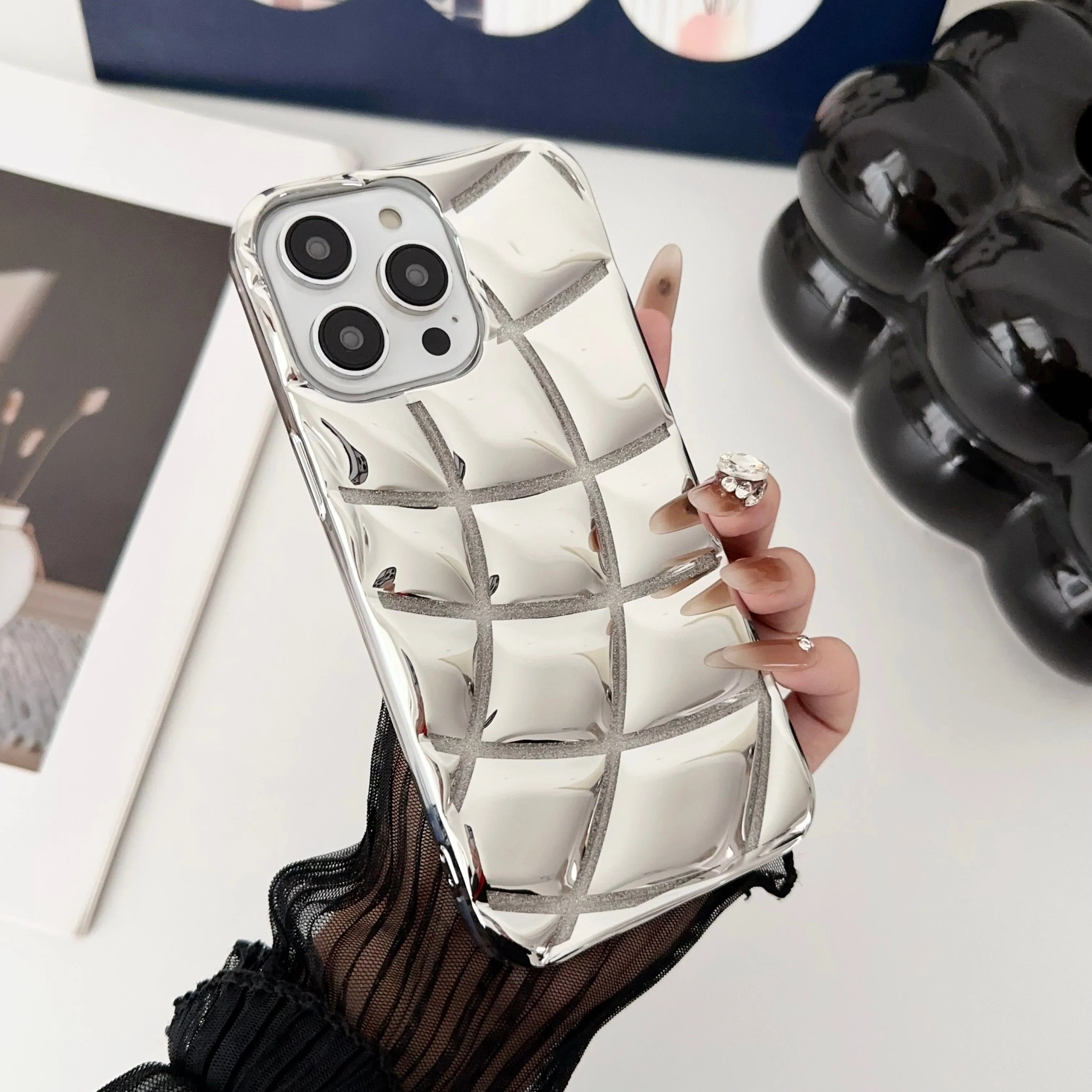 LuxuryKase LK142 Electroplated curved plaid Protective case For iPhone - Image 18