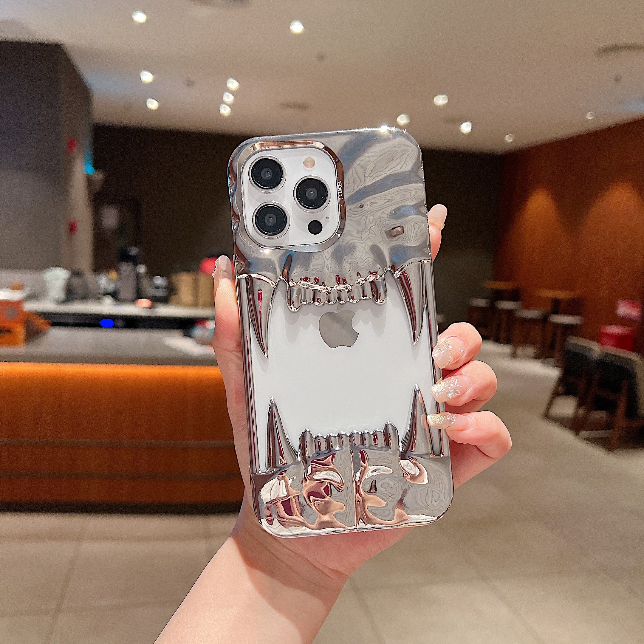 US LITE Shockproof Designer Metallic Chrome 3D Fangs Back Case | Anti-Scratch Grip | Full Camera Protection and Stylish Look For iPhone 14, 15 & 16 Series - Image 9